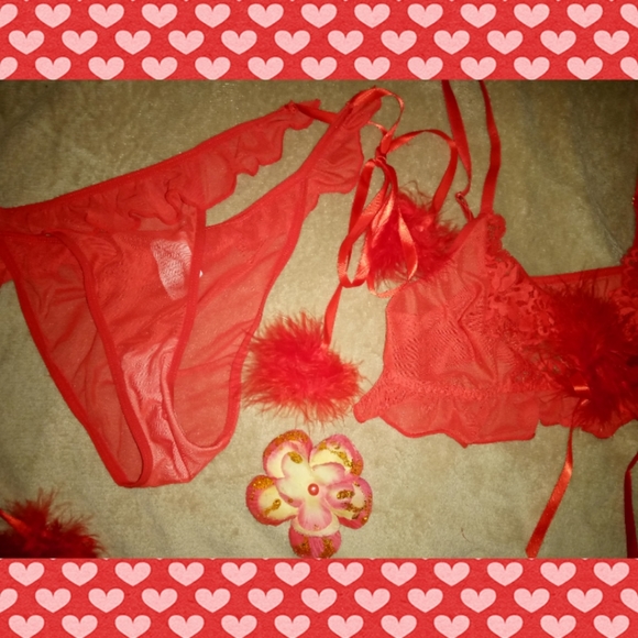 Mesh Ruffle Lingerie Set - Picture 7 of 7